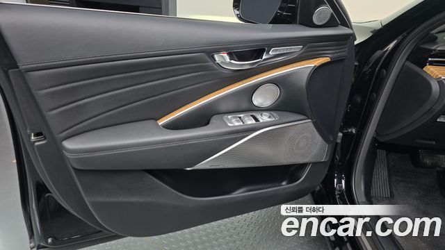 Kia K9 2022 — photo 14