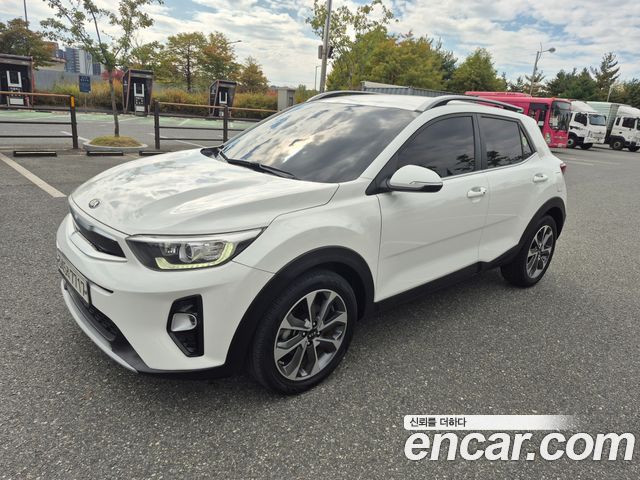 Kia Stonic 2019 — photo 2