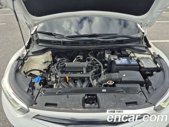 Kia Stonic 2019 — photo 9