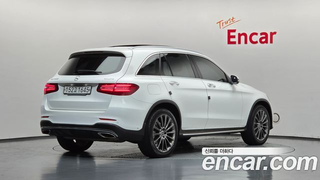 Mercedes-Benz GLC-Class 2019 — photo 2