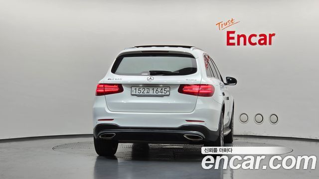 Mercedes-Benz GLC-Class 2019 — photo 4