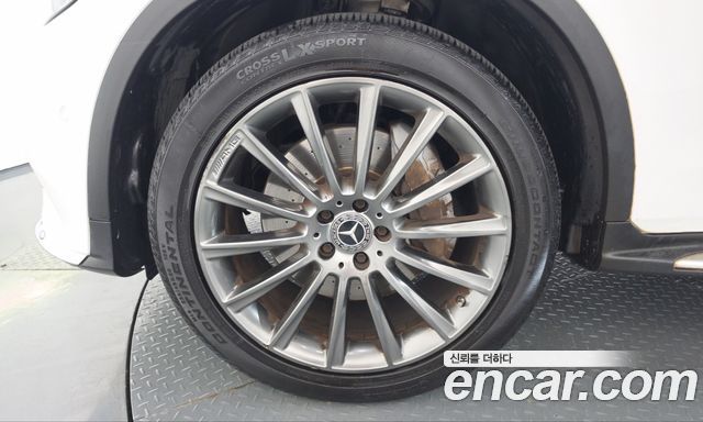 Mercedes-Benz GLC-Class 2019 — photo 5