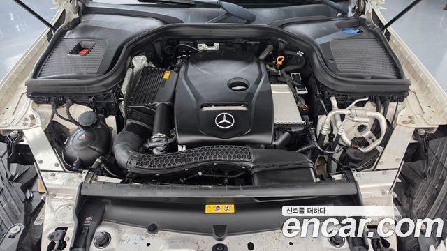 Mercedes-Benz GLC-Class 2019 — photo 6