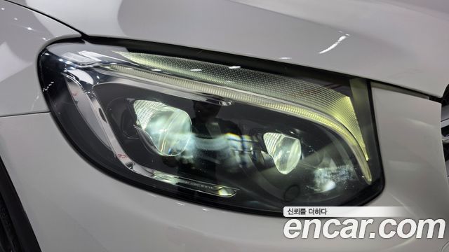 Mercedes-Benz GLC-Class 2019 — photo 8