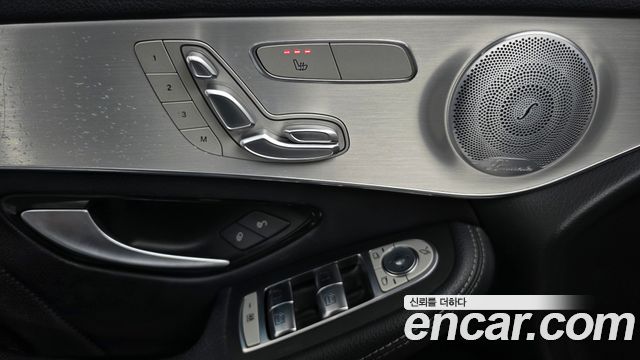 Mercedes-Benz GLC-Class 2019 — photo 33