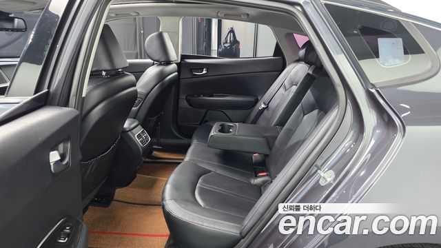 Kia K5 2020 — photo 18