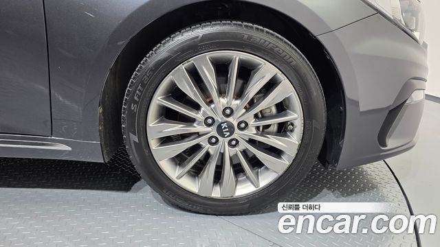 Kia K5 2020 — photo 7
