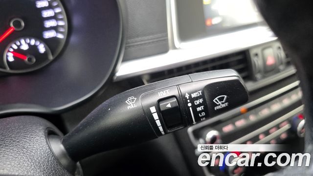Kia K5 2020 — photo 29