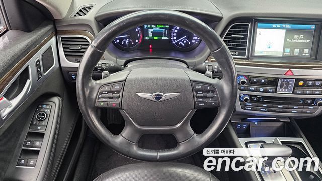 Genesis G80 2017 — photo 19
