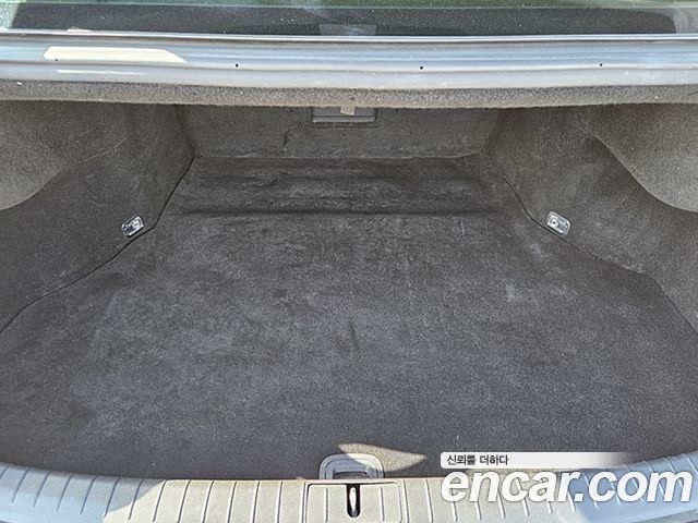 Genesis G80 2017 — photo 26