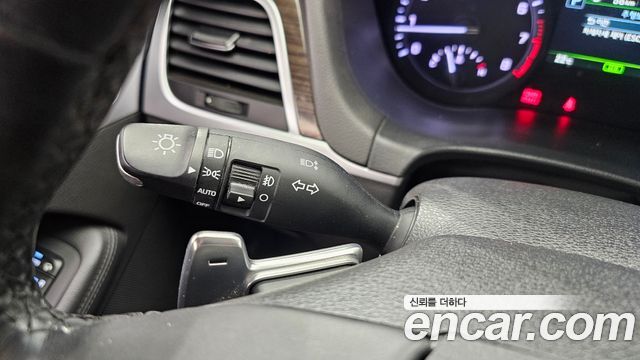 Genesis G80 2017 — photo 29