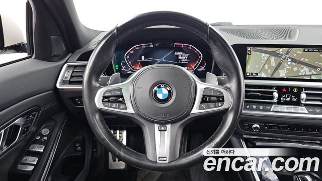 BMW 3-Series 2021 — photo 13