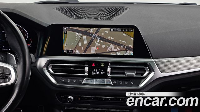 BMW 3-Series 2021 — photo 14
