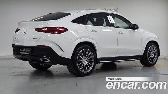 Mercedes-Benz GLE-Class 2026 — photo 2