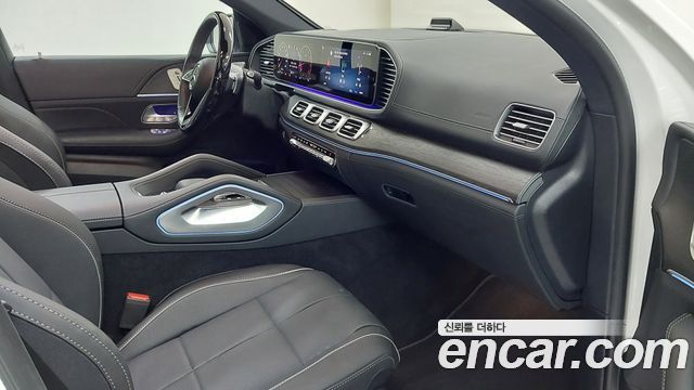 Mercedes-Benz GLE-Class 2026 — photo 11