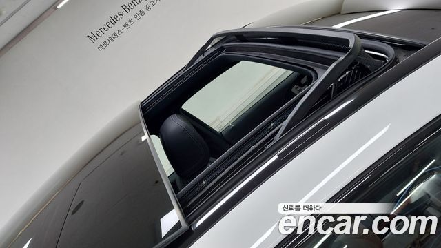 Mercedes-Benz GLE-Class 2026 — photo 16