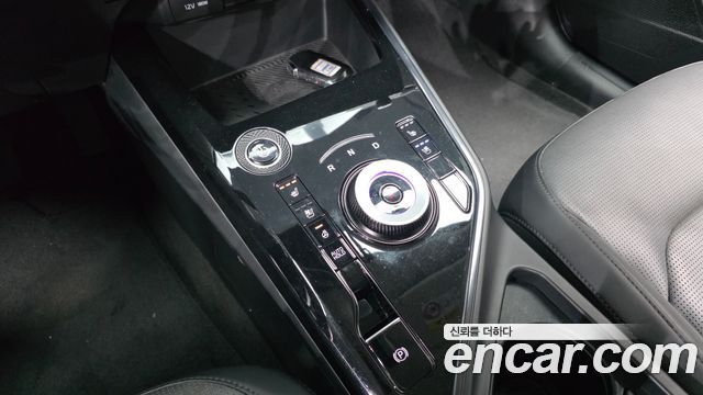 Kia Niro 2023 — photo 12