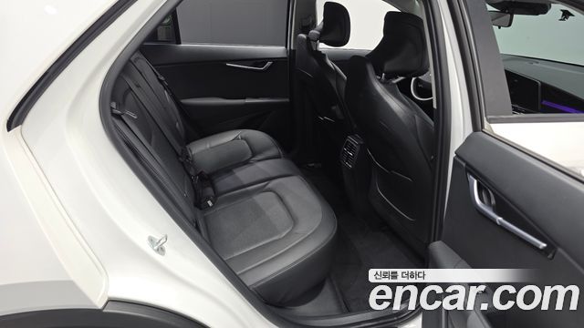 Kia Niro 2023 — photo 17