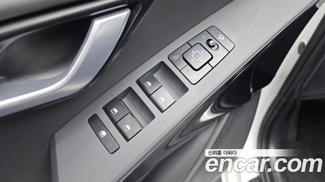 Kia Niro 2023 — photo 26