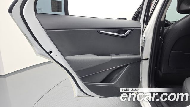 Kia Niro 2023 — photo 15