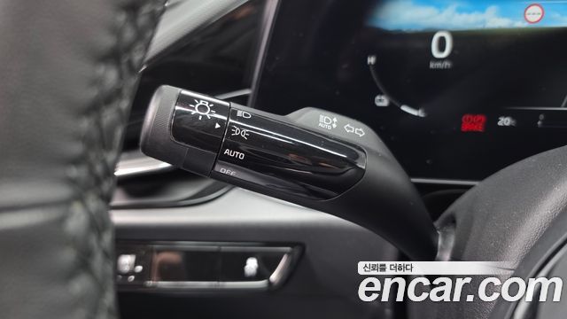 Kia Niro 2023 — photo 27