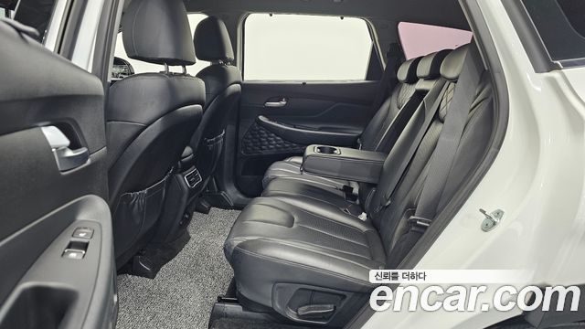 Hyundai Santafe 2021 — photo 17