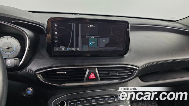 Hyundai Santafe 2021 — photo 19