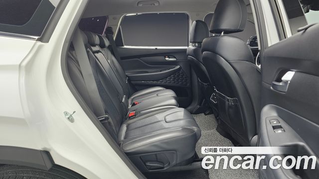 Hyundai Santafe 2021 — photo 30