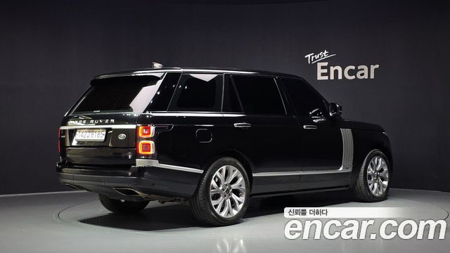 Land Rover Range Rover 2019 — photo 2