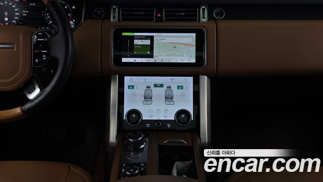Land Rover Range Rover 2019 — photo 14