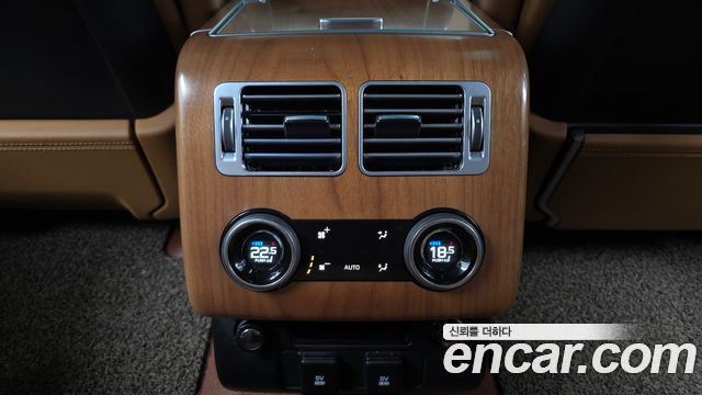 Land Rover Range Rover 2019 — photo 19