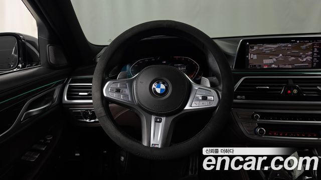 BMW 7-Series 2020 — photo 13