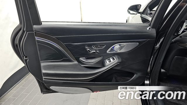 Mercedes-Benz S-Class 2018 — photo 15