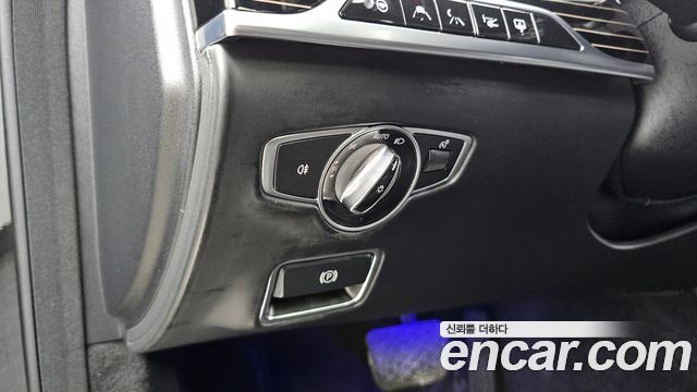 Mercedes-Benz S-Class 2018 — photo 29