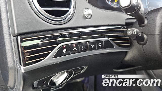 Mercedes-Benz S-Class 2018 — photo 30