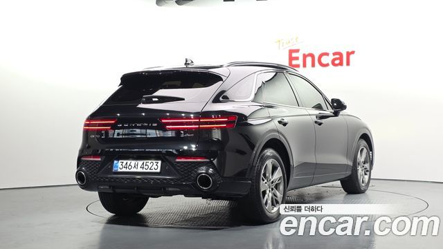 Genesis GV70 2023 — photo 2
