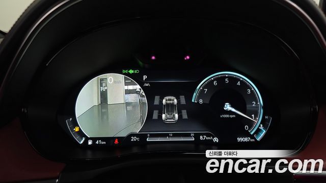 Genesis GV70 2023 — photo 11