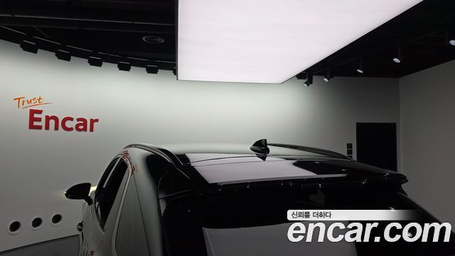 Genesis GV70 2023 — photo 39