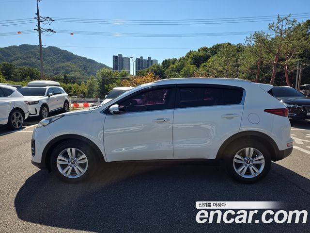 Kia Sportage 2016 — photo 8