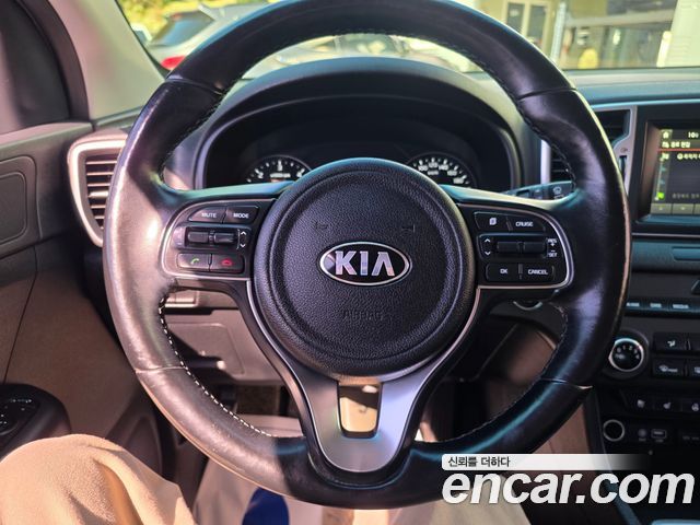 Kia Sportage 2016 — photo 10