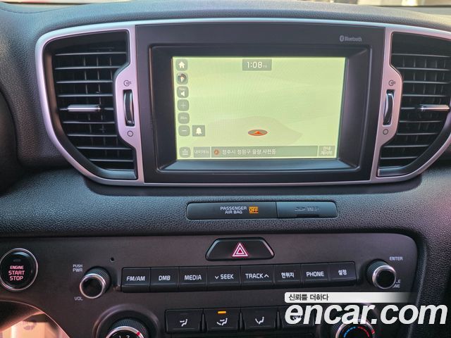 Kia Sportage 2016 — photo 11