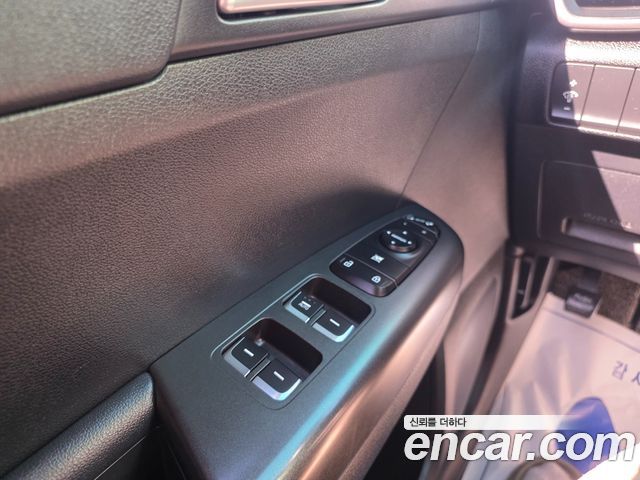 Kia Sportage 2016 — photo 15