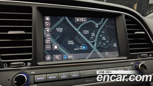 Hyundai AVANTE 2018 — photo 22
