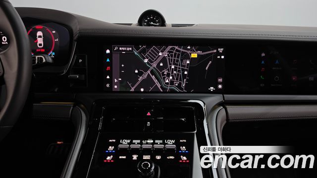 Porsche Panamera 2025 — photo 19