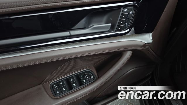 Porsche Panamera 2025 — photo 25