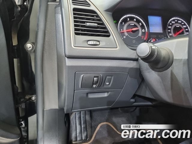 Renault Korea SM5  2016 — photo 16