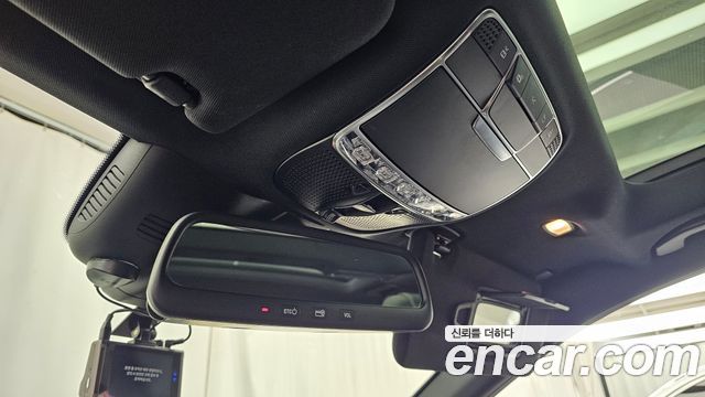 Mercedes-Benz S-Class 2015 — photo 17
