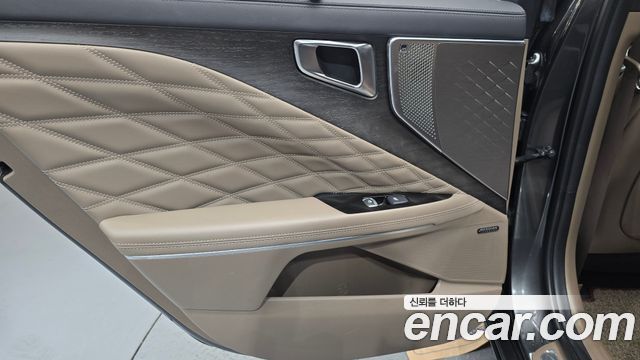 Kia K8 2023 — photo 15