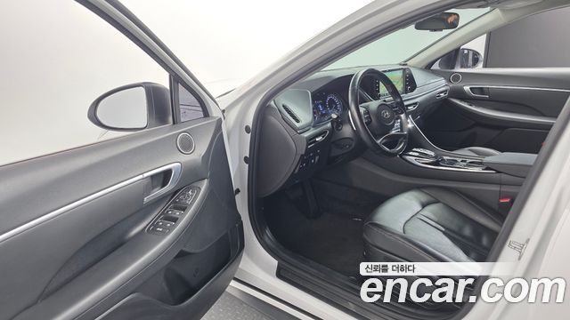 Hyundai Sonata 2021 — photo 10