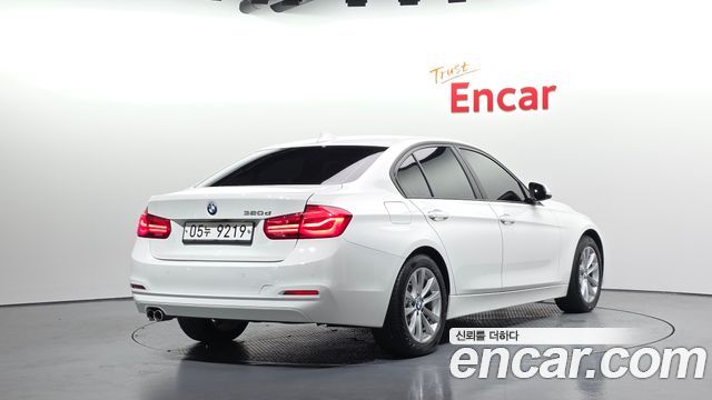 BMW 3-Series 2017 — photo 2